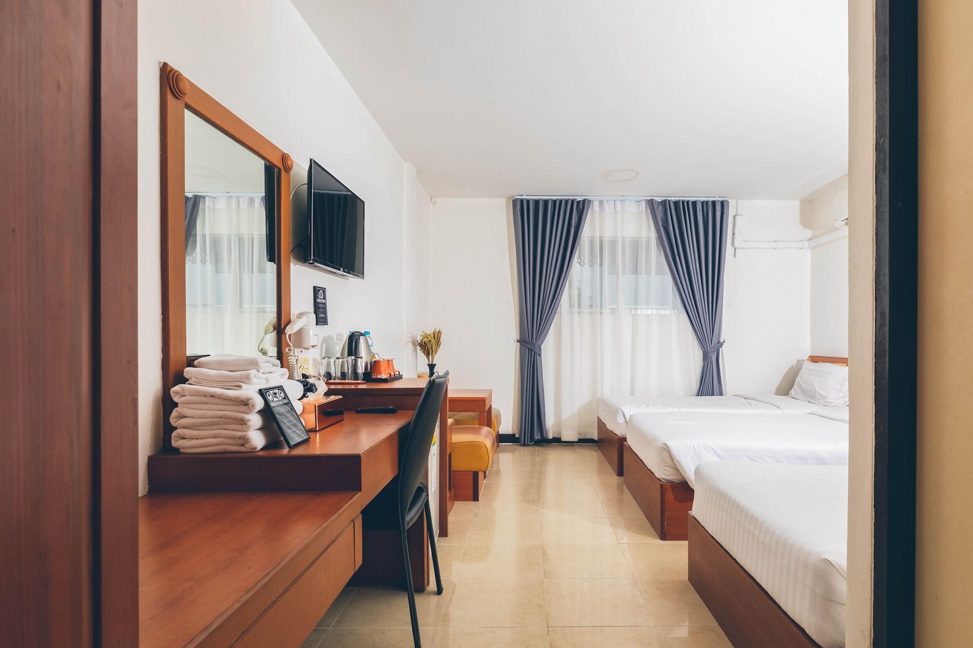Atlas Bangkok Hotel Екстер'єр фото
