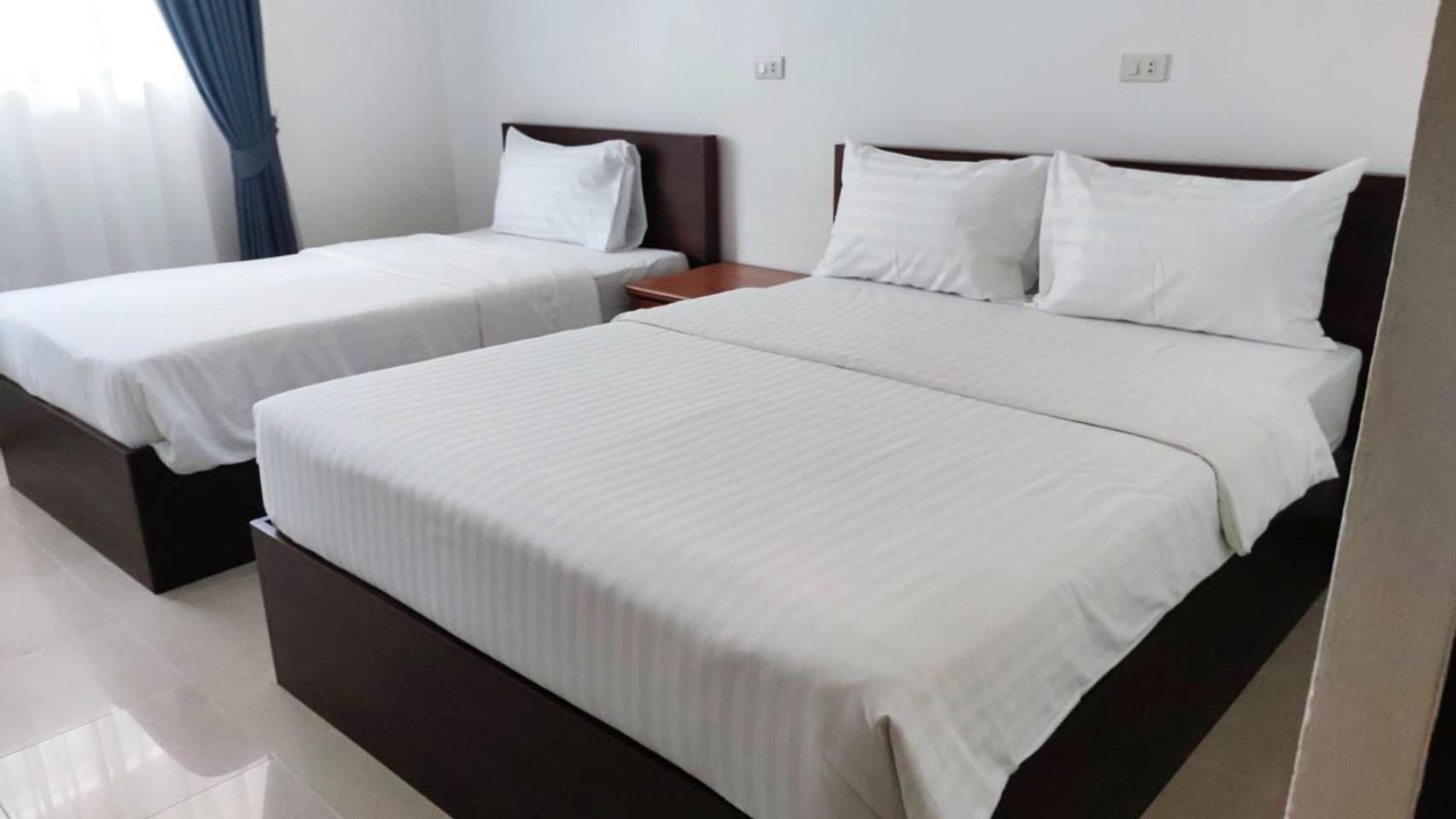 Atlas Bangkok Hotel Екстер'єр фото