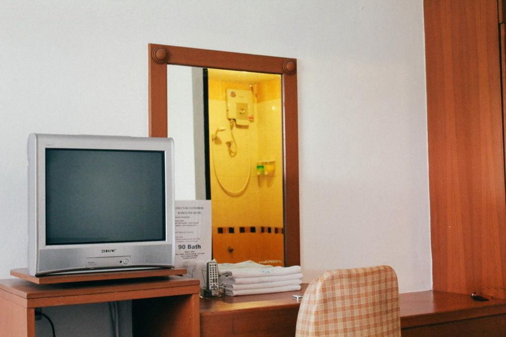 Atlas Bangkok Hotel Екстер'єр фото